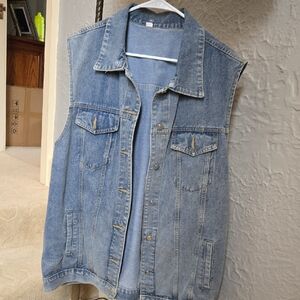 Women's Light Blue Denim Vest Jacket - Sleeveless Jean Coat